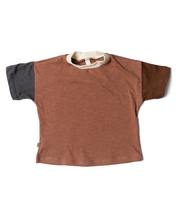 Load image into Gallery viewer, boxy tee - clove mocha and shade