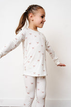 Load image into Gallery viewer, rib knit long sleeve tee - classic bows - natural