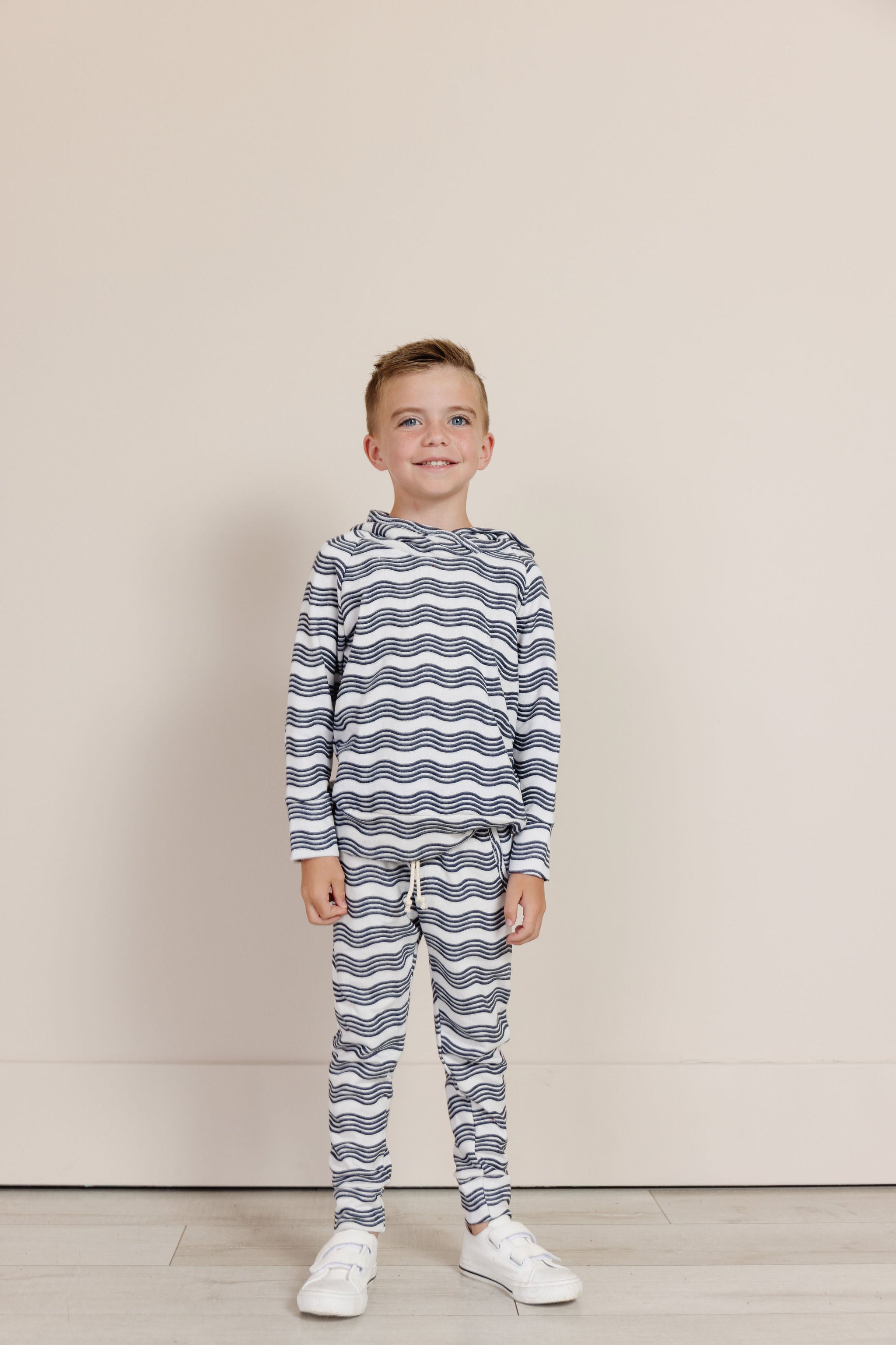 original jogger - wavy lines