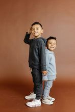 Load image into Gallery viewer, original jogger - granite - polar fleece