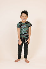 Load image into Gallery viewer, basic tee CO - classic camo