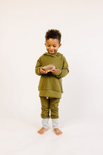 Load image into Gallery viewer, trademark raglan hoodie CO - moss