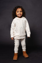 Load image into Gallery viewer, trademark raglan hoodie CO - daisies on natural