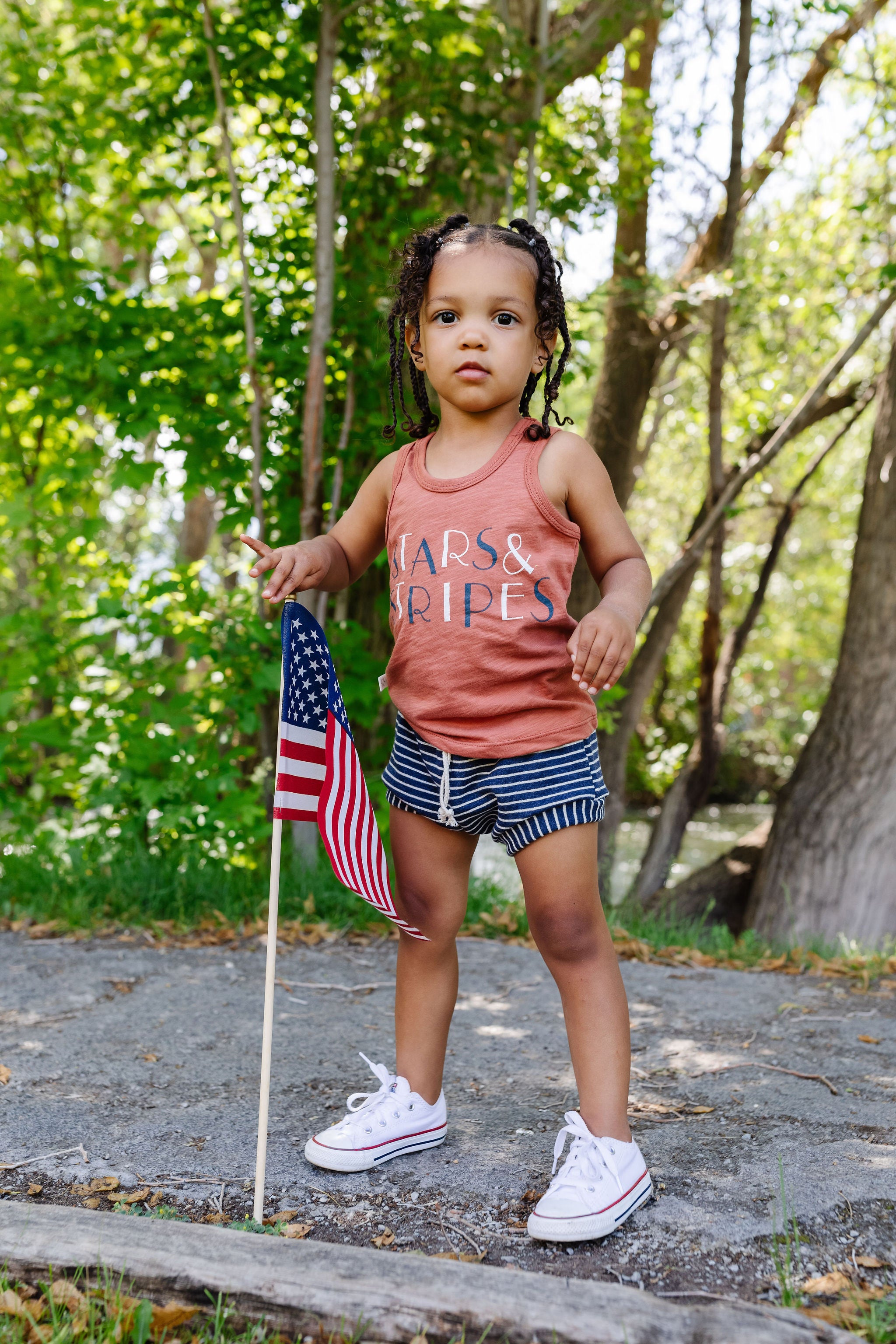 tank top CO - stars and stripes on red rock