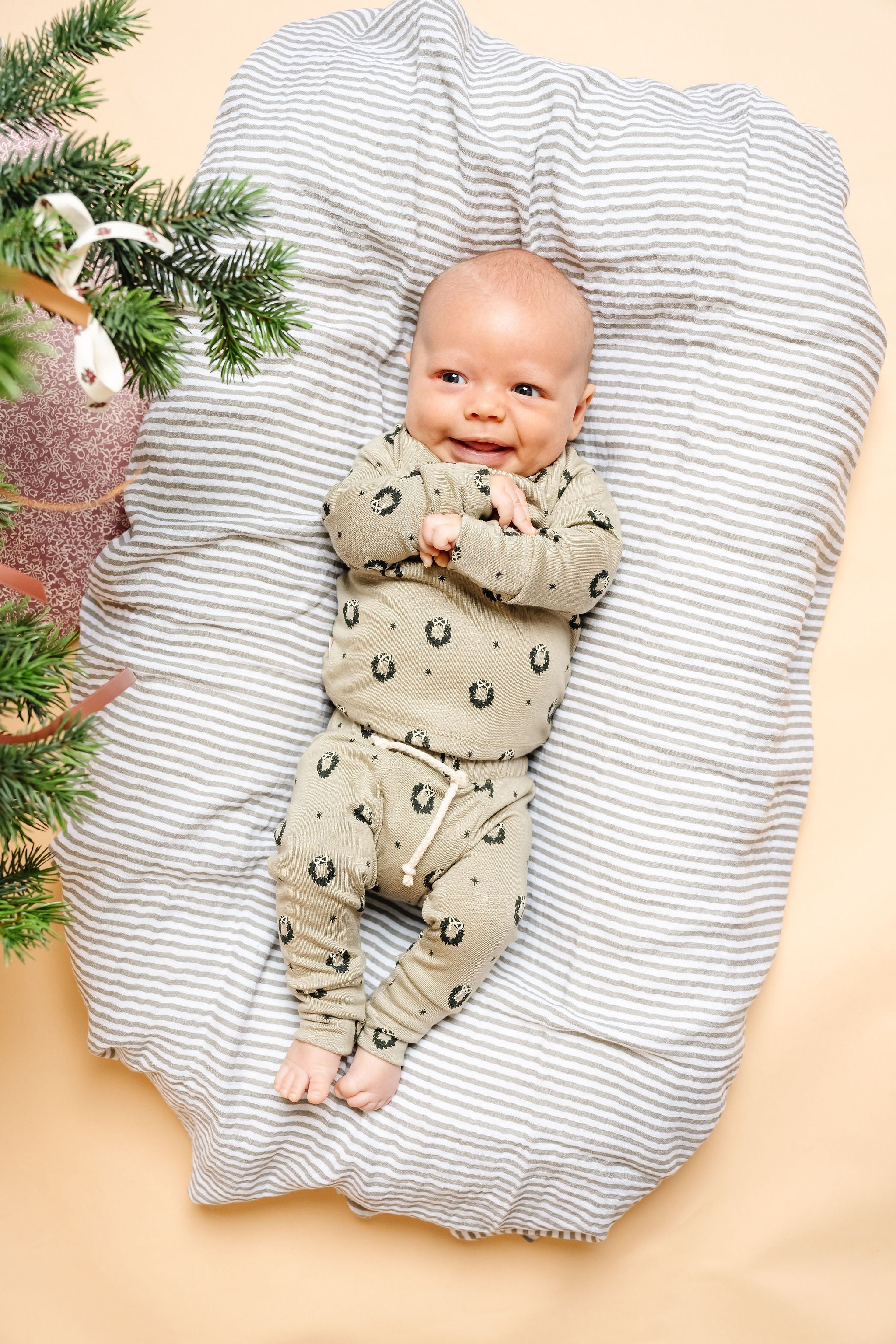 rib knit long sleeve tee CO - cedar wreath
