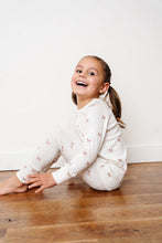 Load image into Gallery viewer, rib knit pant - classic bows - natural