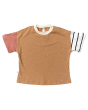 Load image into Gallery viewer, colorblock boxy tee - camel
