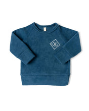 Load image into Gallery viewer, pullover crew - ski team on lagoon