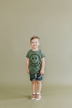 Load image into Gallery viewer, basic tee - smile on heather thyme