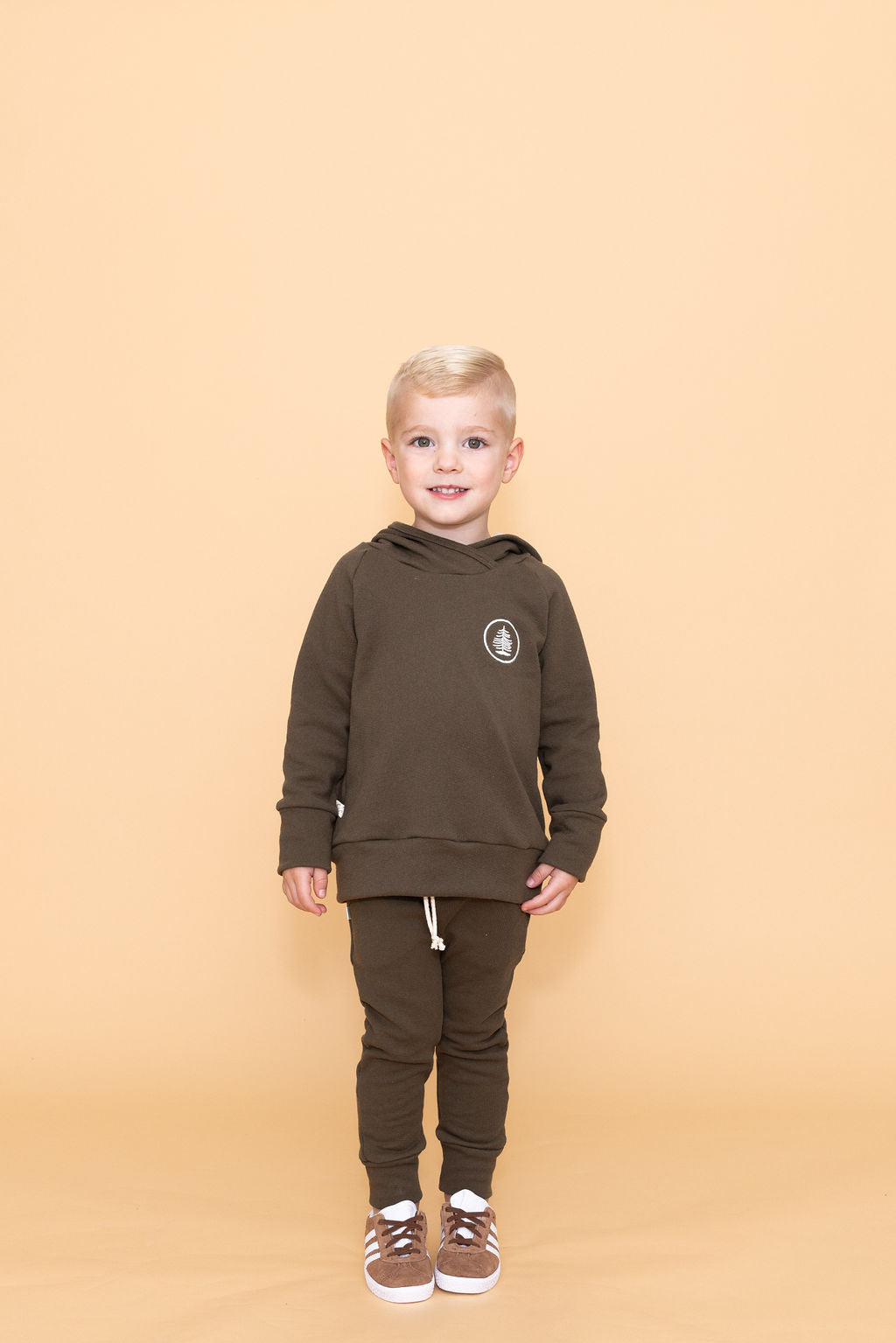 trademark raglan hoodie - tree patch on dark fatigue