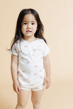 Load image into Gallery viewer, rib knit tee - classic bows - natural