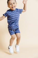 Load image into Gallery viewer, rib knit tee - wavy lines