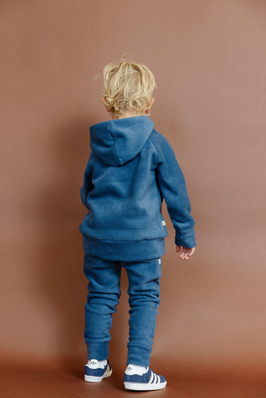 trademark raglan hoodie - lagoon - polar fleece