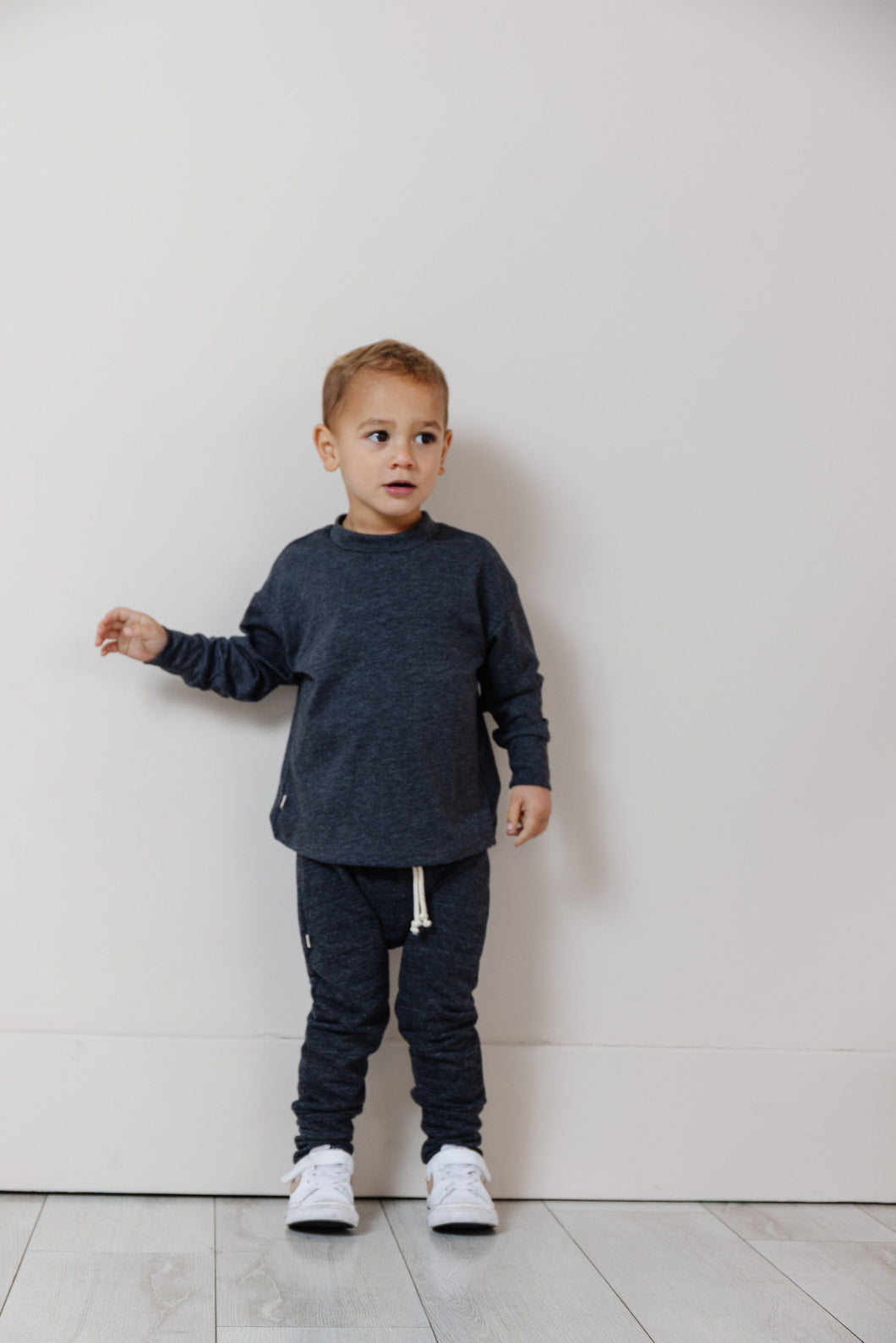 boxy long sleeve tee - granite