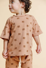 Load image into Gallery viewer, boxy tee - hey yall