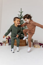 Load image into Gallery viewer, original jogger PREORDER - cedar