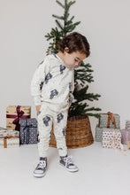 Load image into Gallery viewer, original jogger PREORDER - kris kringle