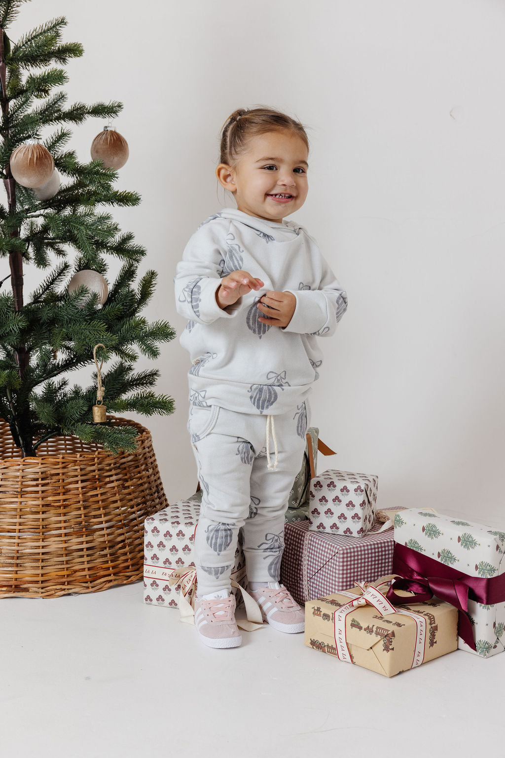 original jogger PREORDER - bauble