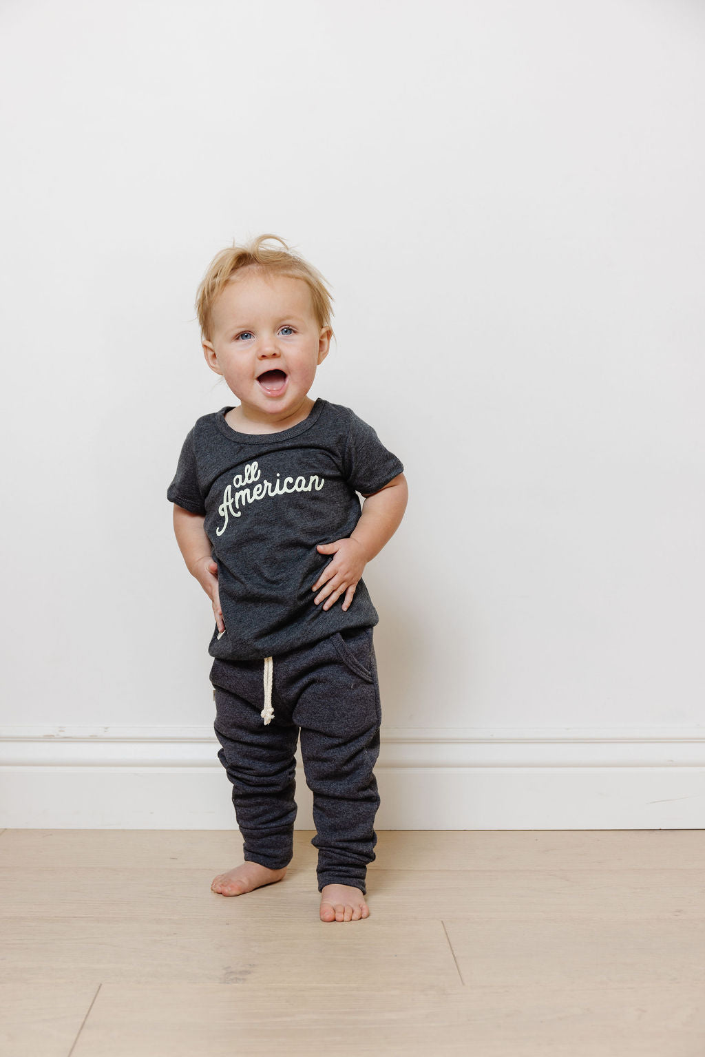 basic tee - all american on granite