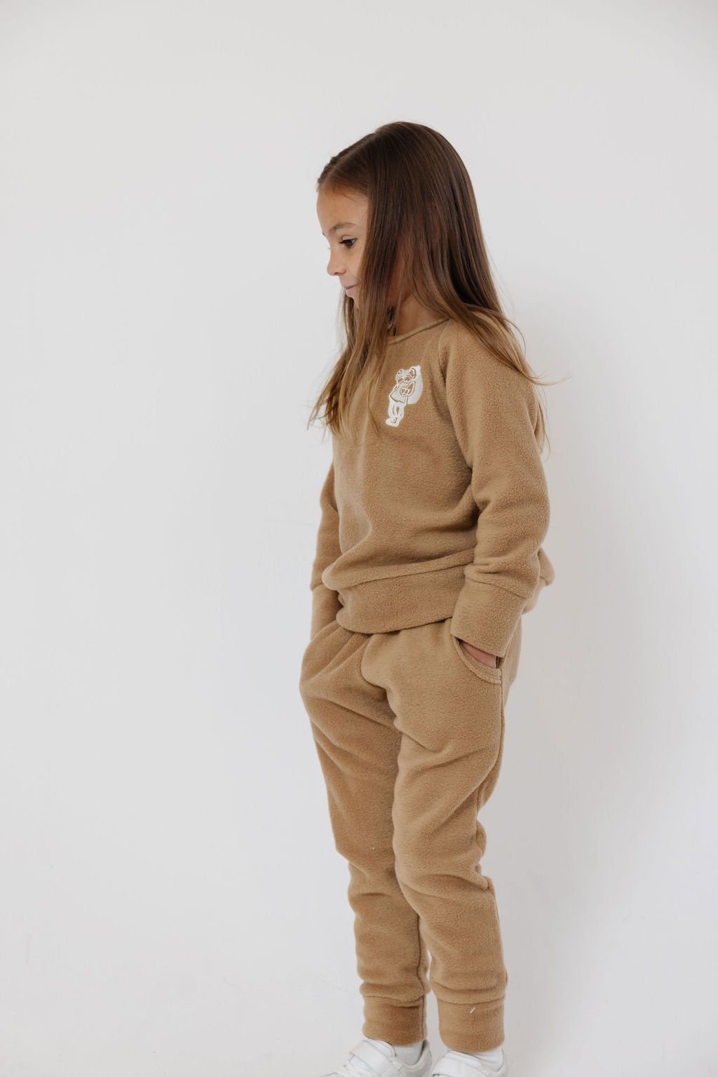 pullover crew - St Nick on khaki