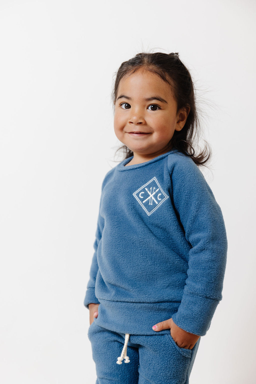 pullover crew - ski team on lagoon