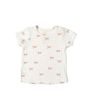 Load image into Gallery viewer, rib knit tee - classic bows - natural