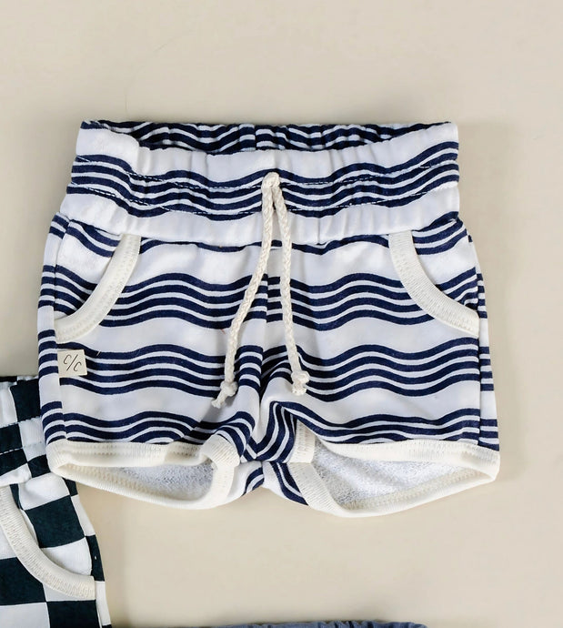 french terry retro short - wavy lines