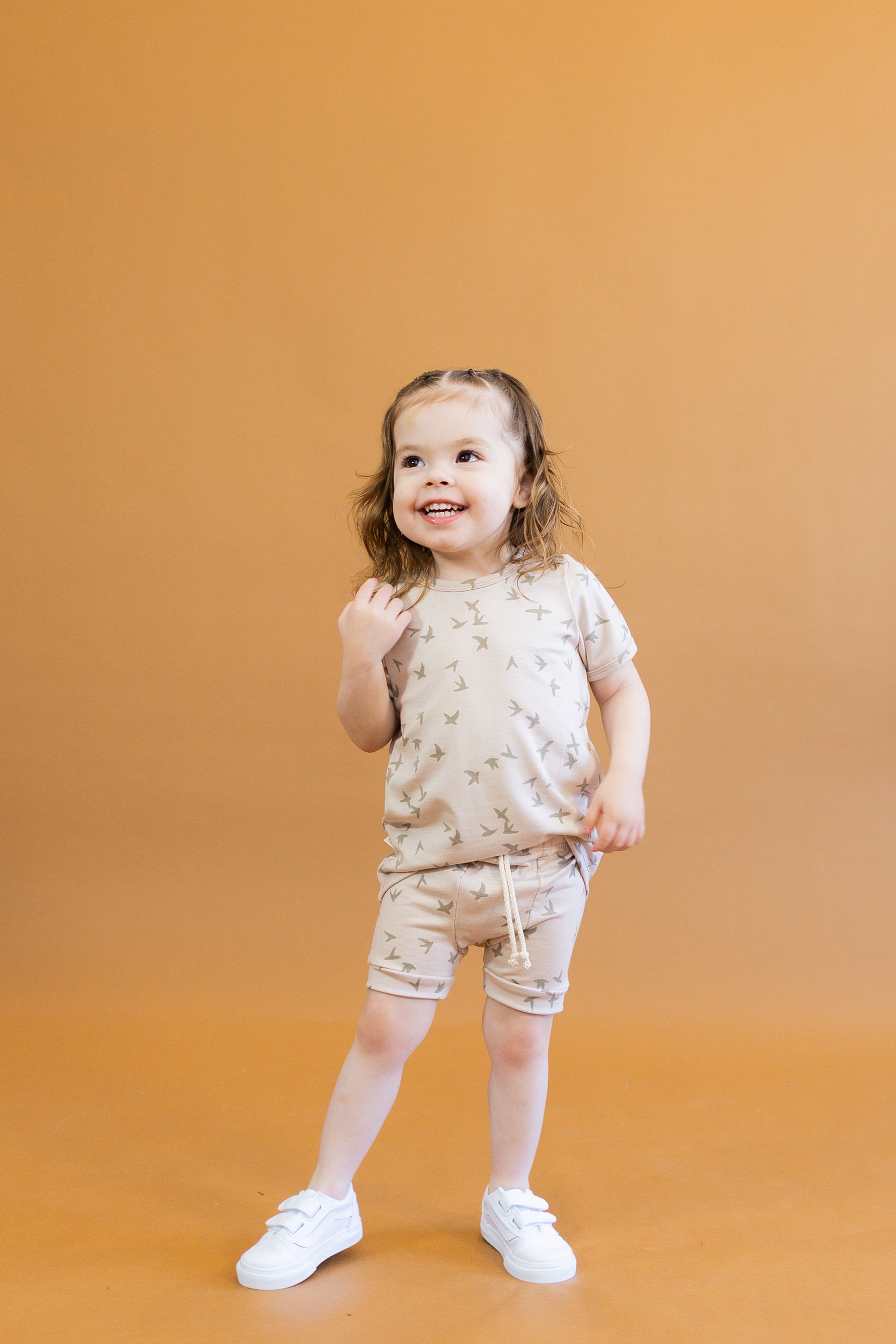 rib knit tee CO - birds on mushroom