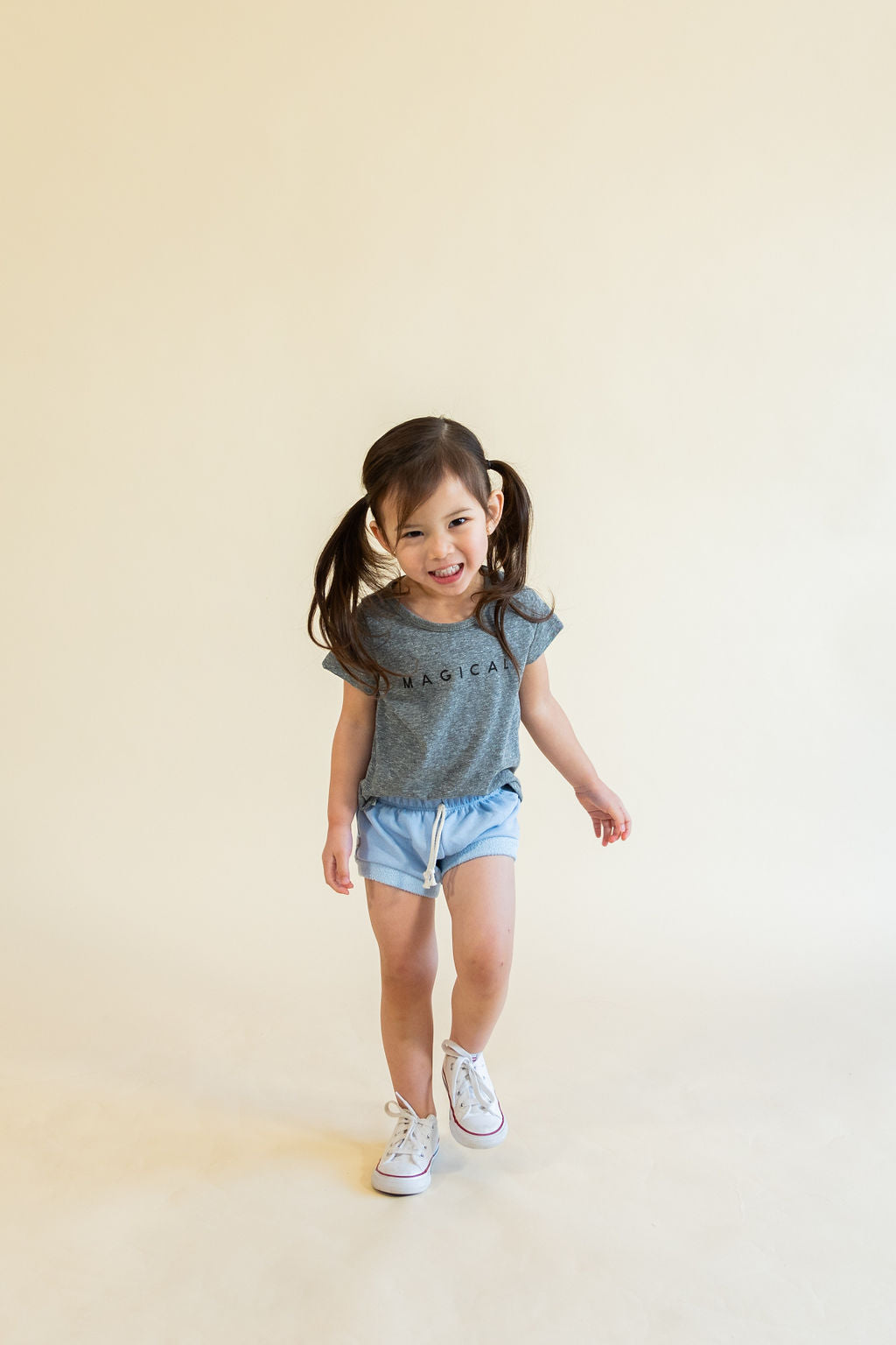 basic tee CO - magical on heather gray