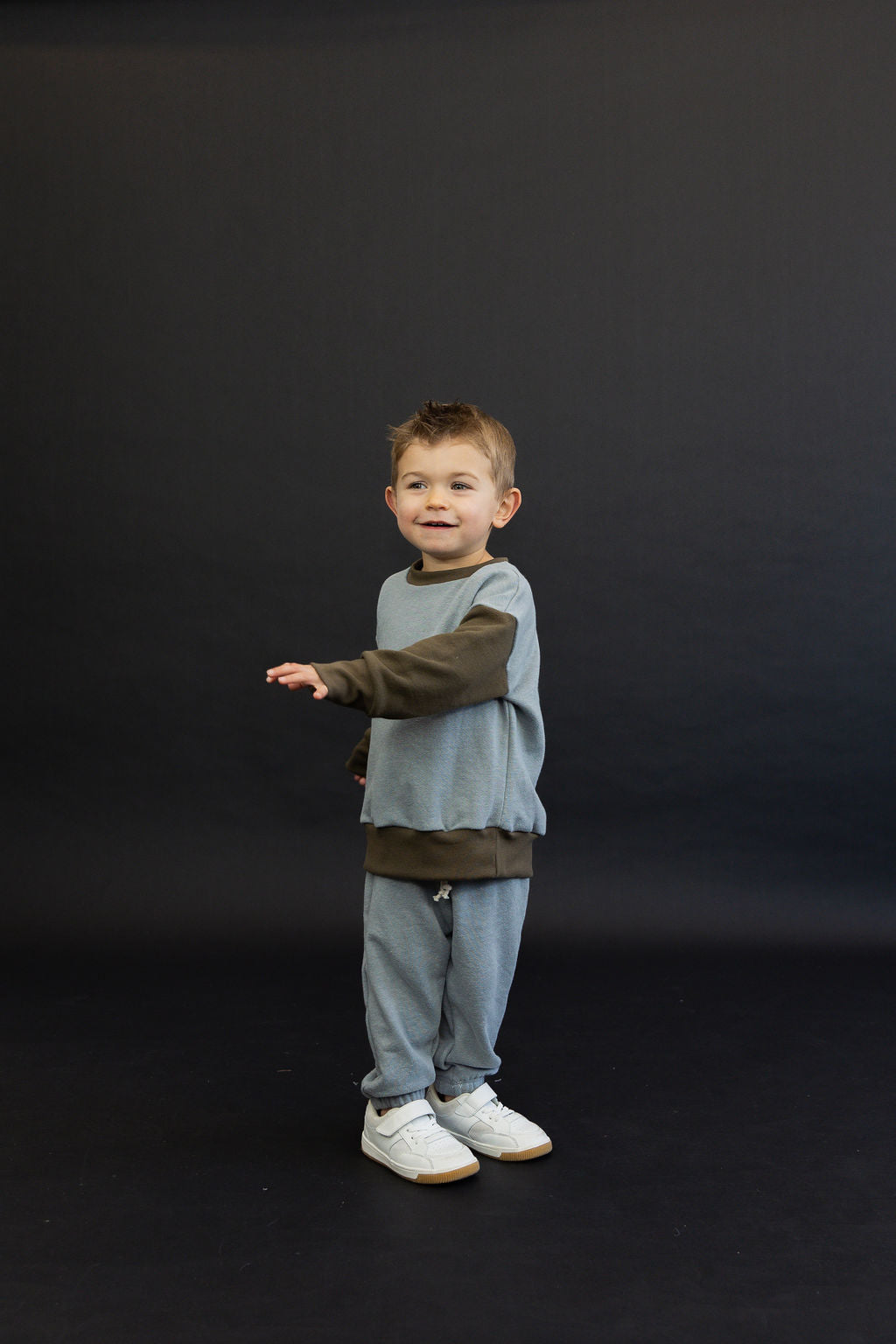 boxy sweatshirt CO - stone blue and dark fatigue