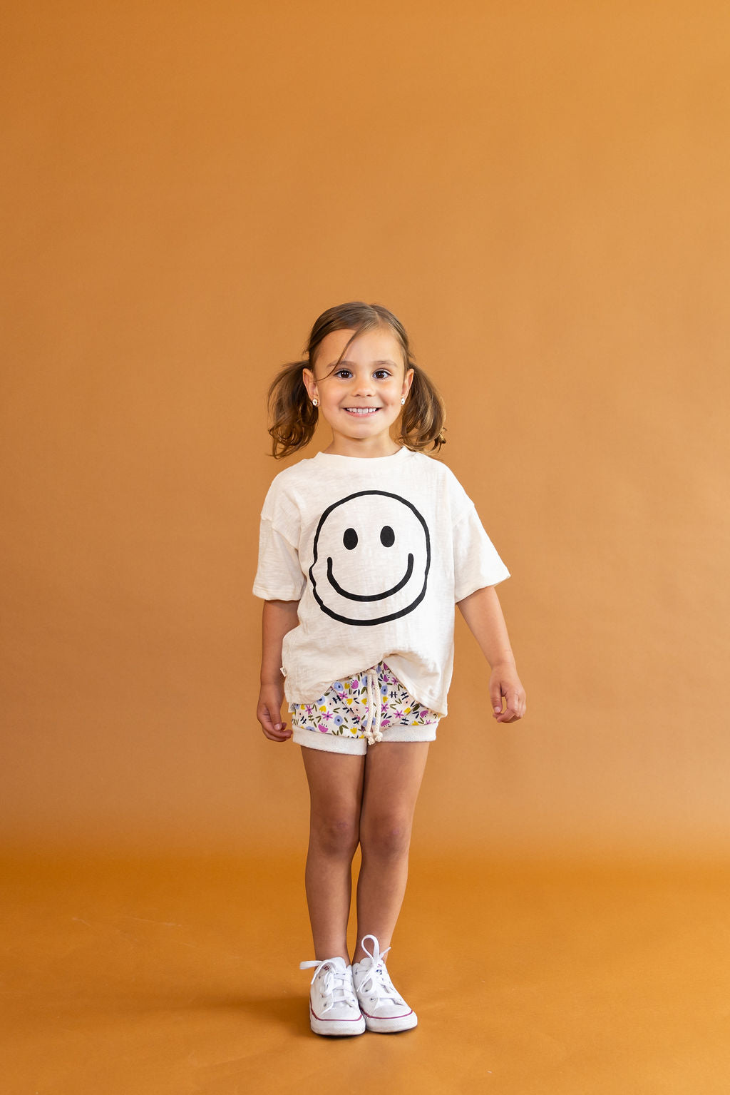 boxy tee - smile on natural