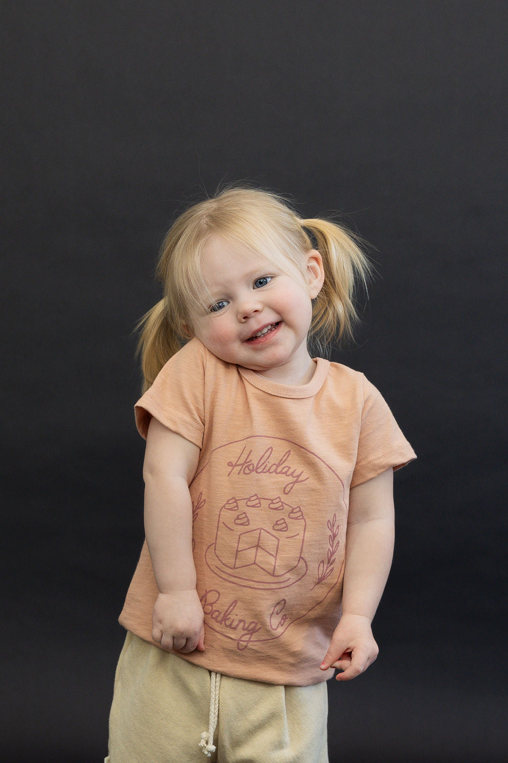 basic tee CO - holiday baking on shell pink