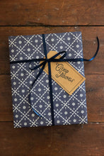 Load image into Gallery viewer, &#39;Yuletide&#39; Wrapping Paper Set PRESHOP