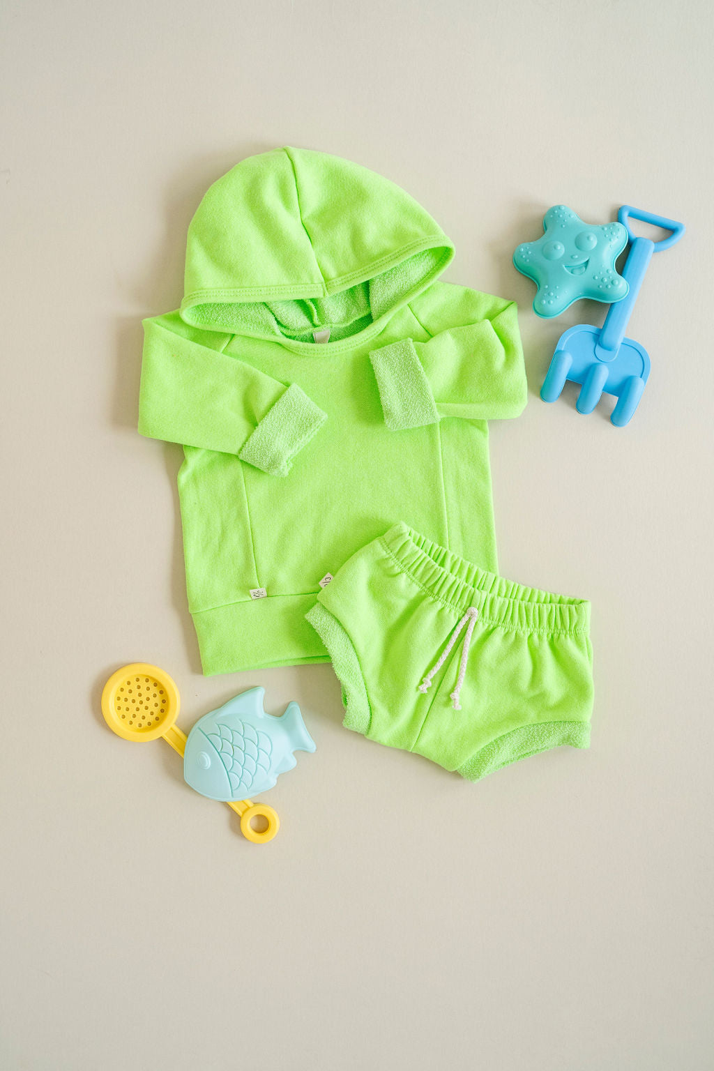 shorties - neon green