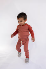 Load image into Gallery viewer, rib knit pant - sunset - barn red