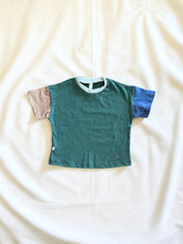 Load image into Gallery viewer, colorblock boxy tee - jungle