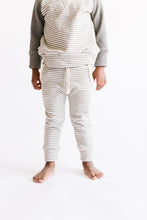 Load image into Gallery viewer, original jogger - narrow gray stripe