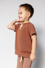 Load image into Gallery viewer, short sleeve crew - acorn