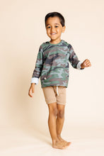 Load image into Gallery viewer, beach hoodie - classic camo