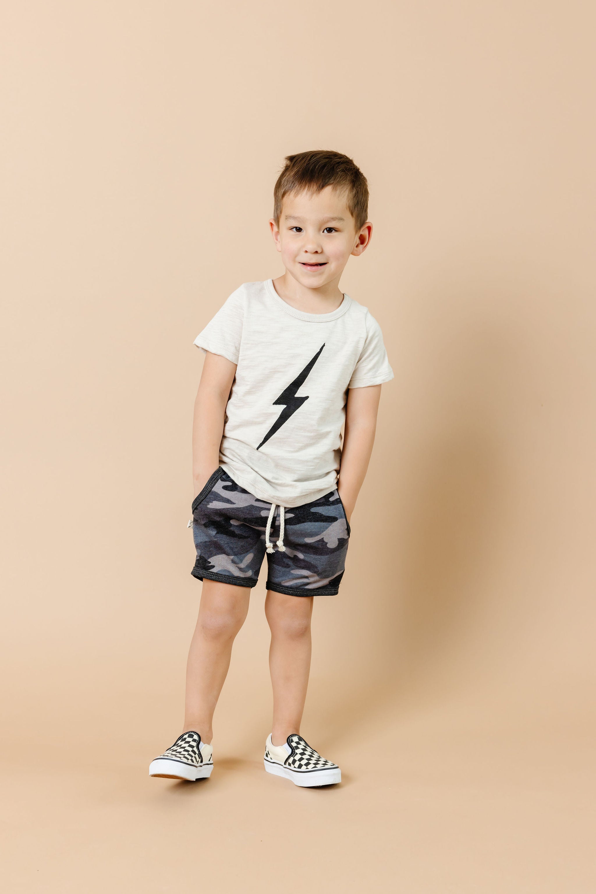 french terry retro short - black camo