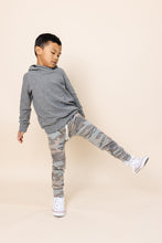 Load image into Gallery viewer, gusset pants - faded camo