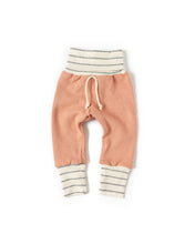Load image into Gallery viewer, skinny sweats - desert sand