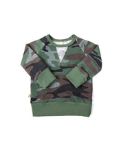 Load image into Gallery viewer, pullover crew - classic camo