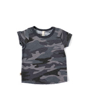 Load image into Gallery viewer, basic tee - black camo