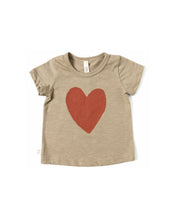 Load image into Gallery viewer, basic tee - oversized heart on greige