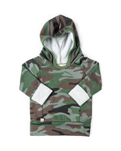 Load image into Gallery viewer, beach hoodie - classic camo