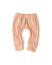 Load image into Gallery viewer, gusset pants - desert sand