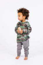 Load image into Gallery viewer, trademark raglan hoodie - classic camo
