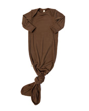 Load image into Gallery viewer, ribbed knotted sleeper - mocha
