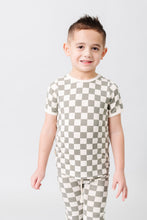Load image into Gallery viewer, rib knit tee - vetiver checkerboard with contrast